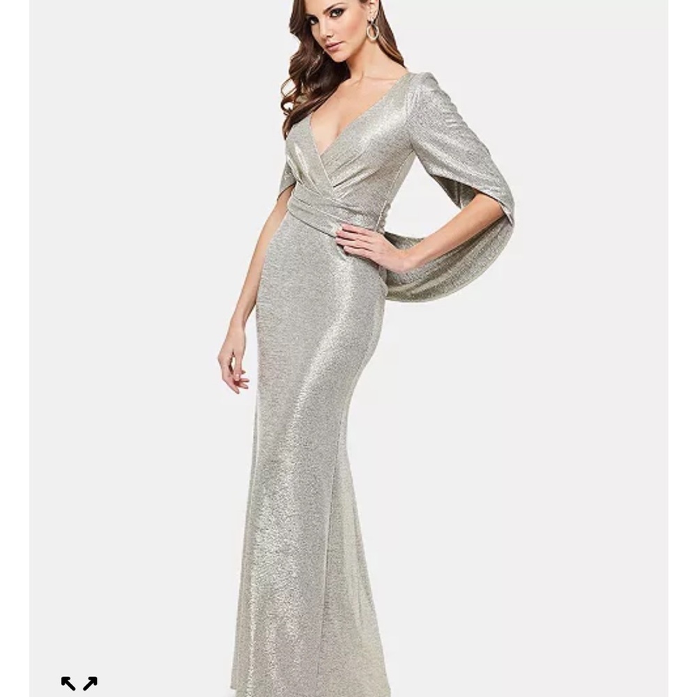 BETSY & ADAM METALLIC GOLD/SILVER CAPE SLEEVE DRAPED BACK FORMAL GOWN DRESS Sz12
